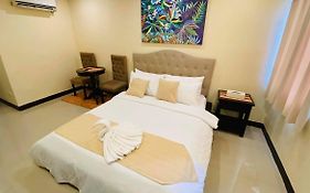 Amax Inn Makati